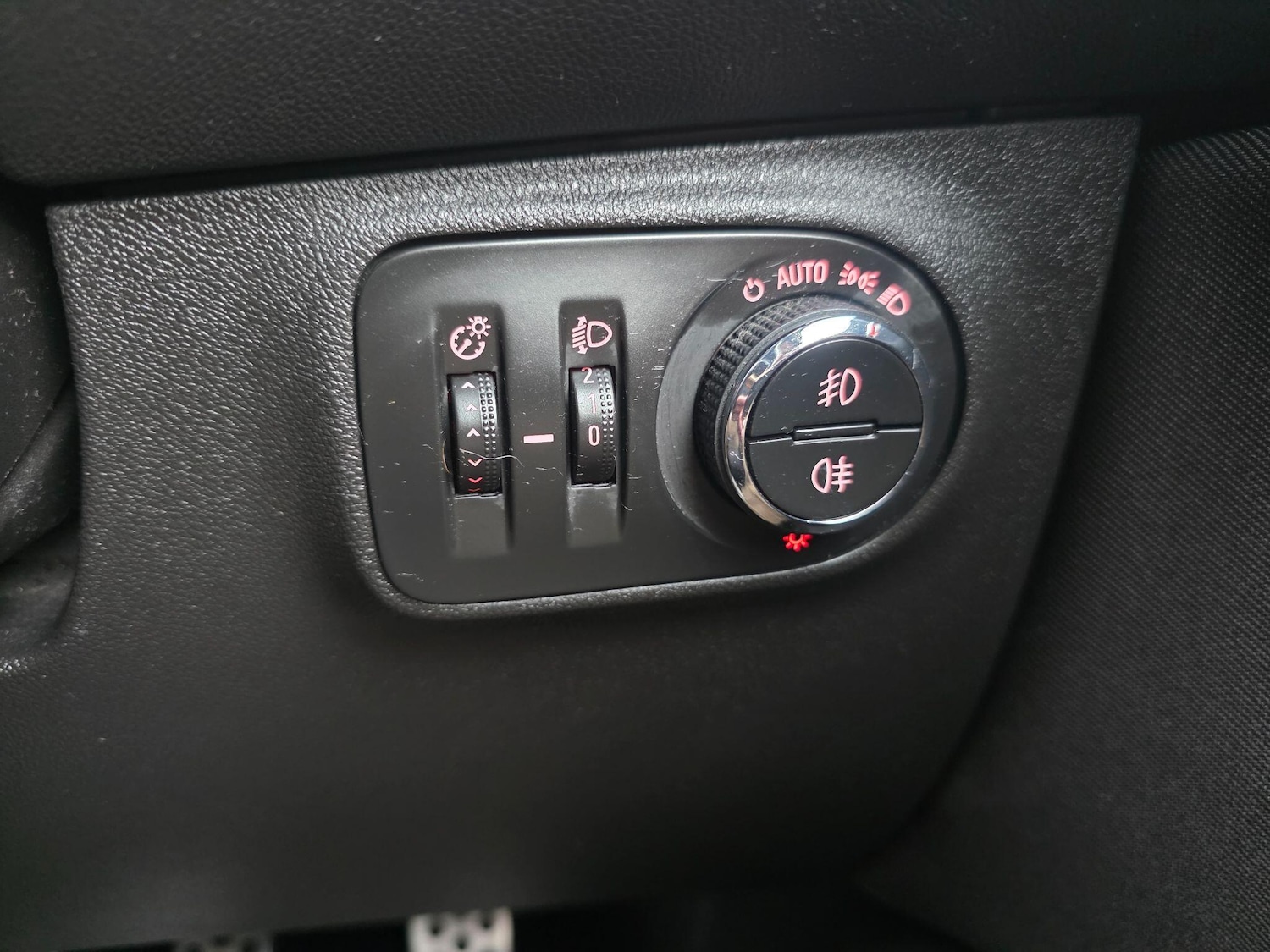 Used Vauxhall Corsa 2015 for sale - 76457371: Photo 17