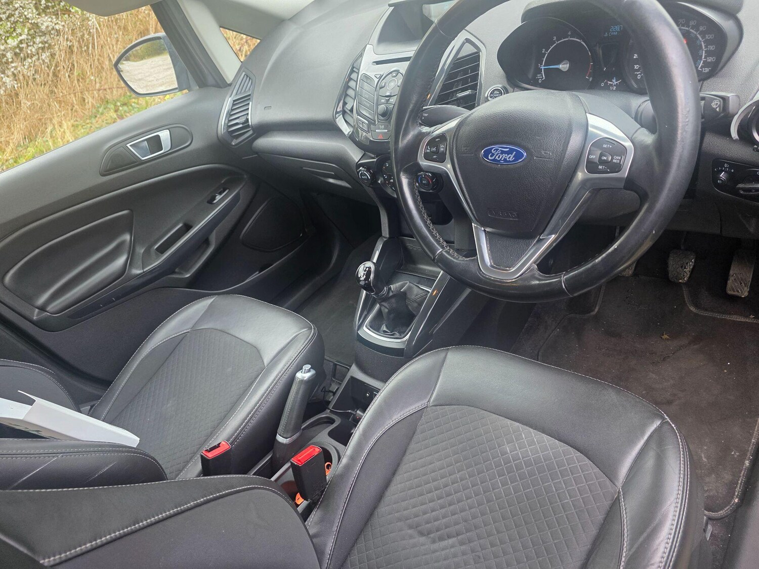 Used Ford Ecosport 2015 for sale - 77908791: Photo 9