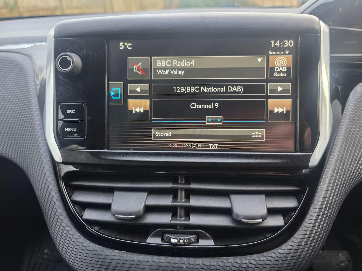 Used Peugeot 2008 2015 for sale - 77387248: Photo 15