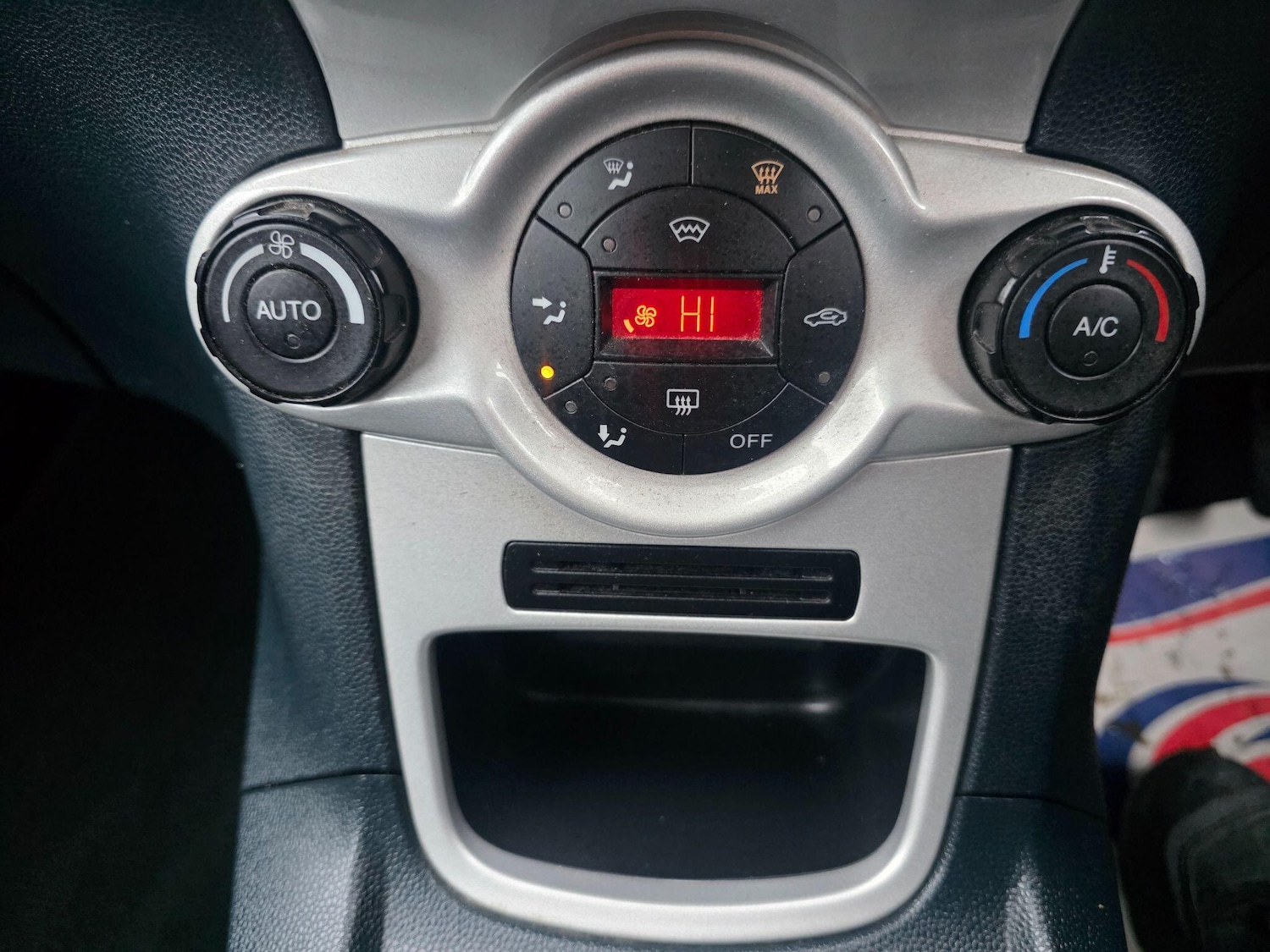 Used Ford Fiesta 2010 for sale - 77783369: Photo 13