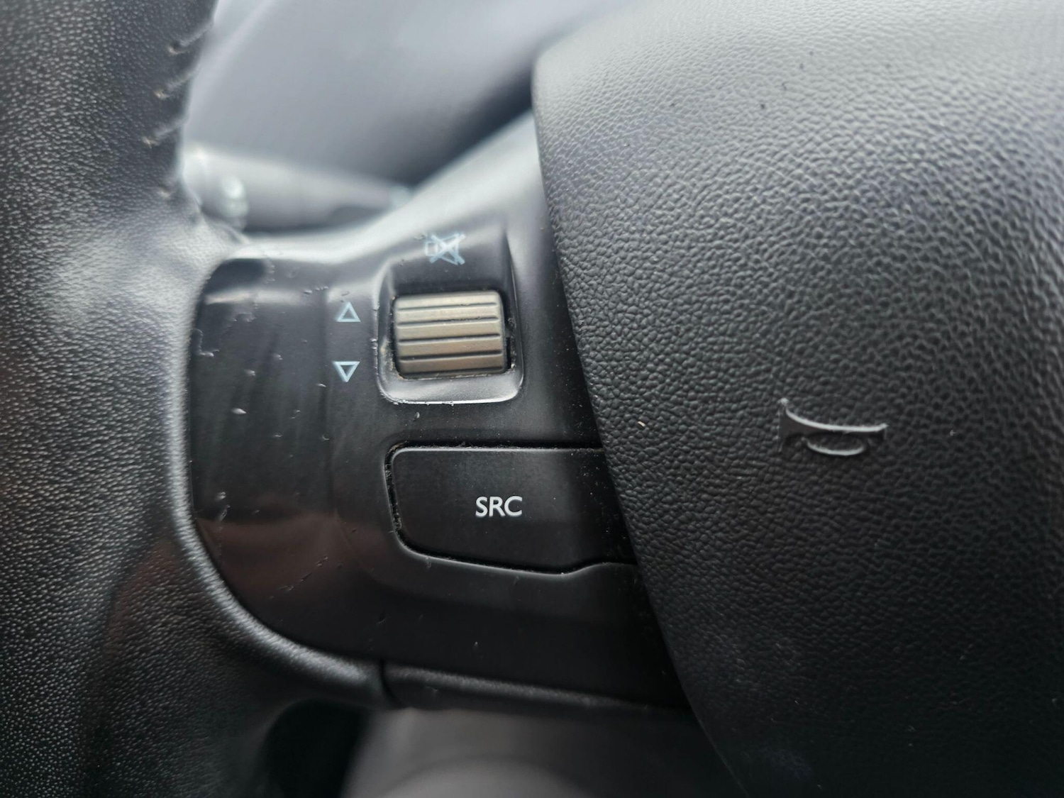 Used Peugeot 208 2016 for sale - 77793770: Photo 15