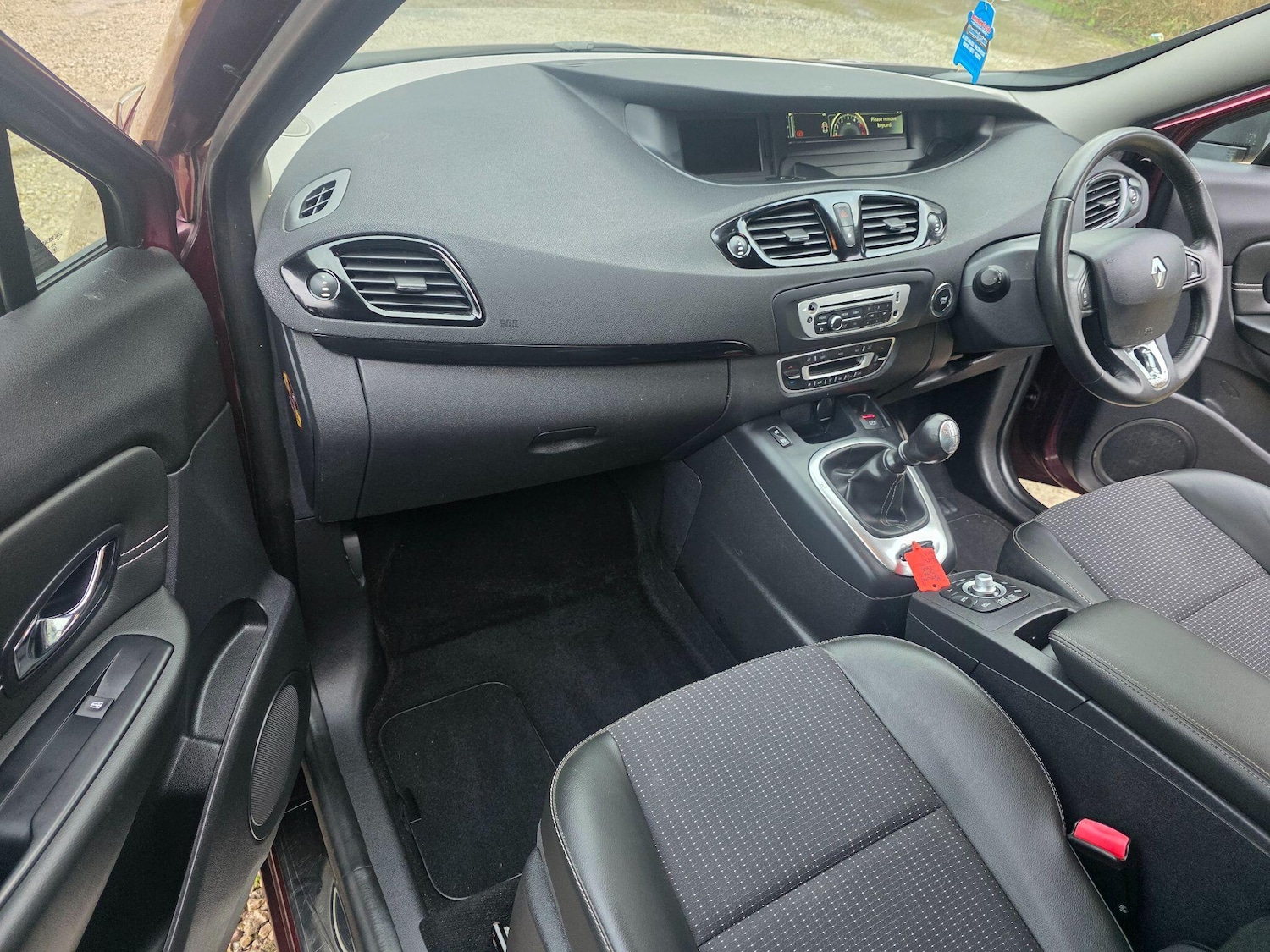 Used Renault Scenic 2014 for sale - 77305469: Photo 12