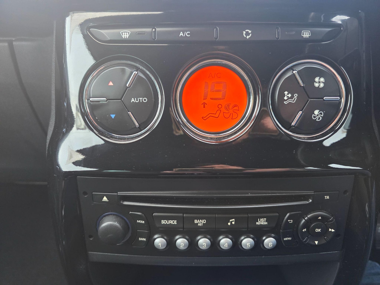 Used Citroen DS3 2014 for sale - 76446869: Photo 13