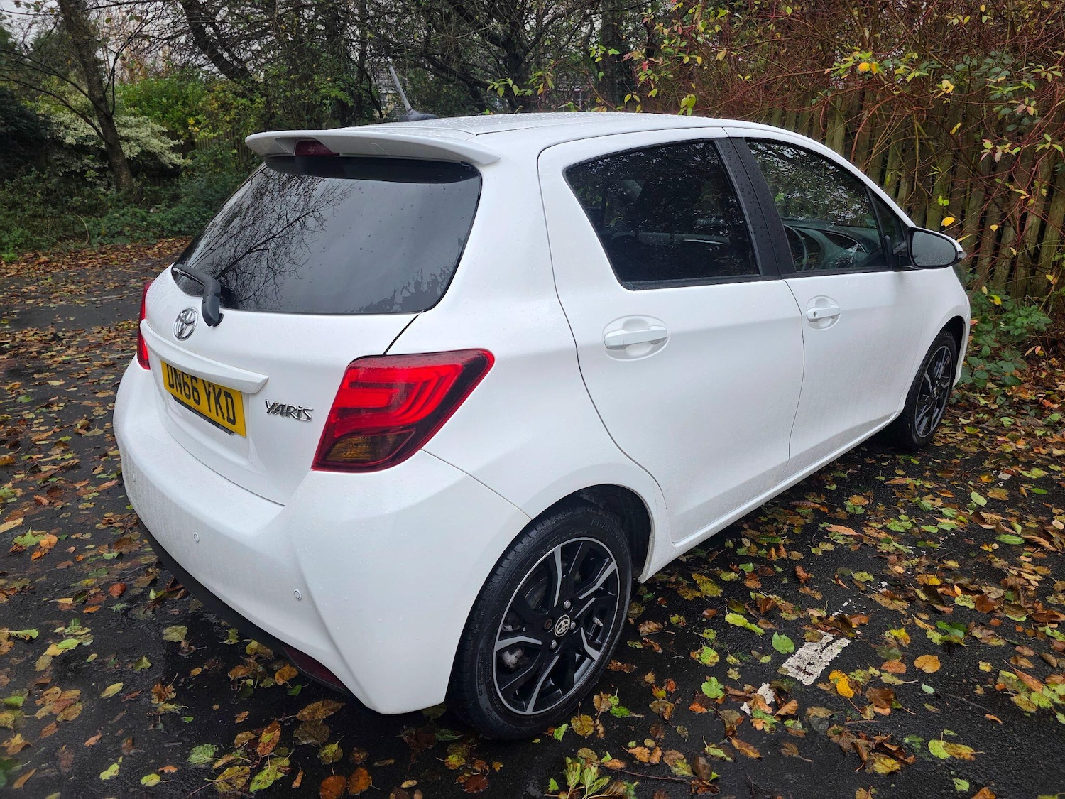 Used Toyota Yaris 2016 for sale - 76620430: Photo 7