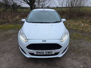Used Ford Fiesta 2016 for sale - 77612705: Photo