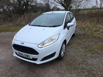 Used Ford Fiesta 2016 for sale - 77612705: Photo