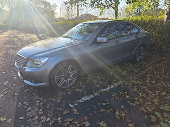 Used Mercedes-Benz C Class 2011 for sale - 76644538: Photo