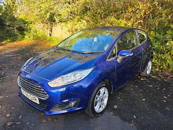 Used Ford Fiesta 2015 for sale - 76422802: Photo