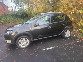 Used Dacia Sandero Stepway 2014 for sale - 77063183: Photo