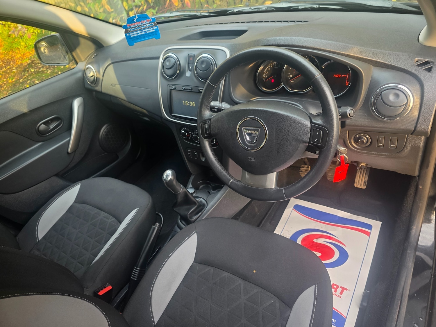 Used Dacia Sandero Stepway 2014 for sale - 77063183: Photo 9