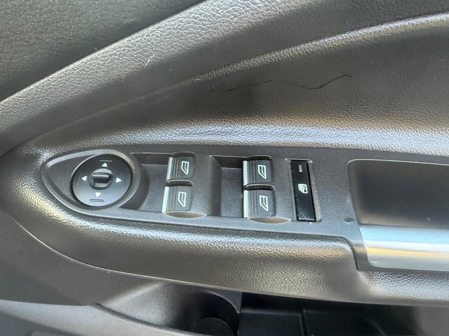 Used Ford Kuga 2015 for sale - 77016269: Photo 14