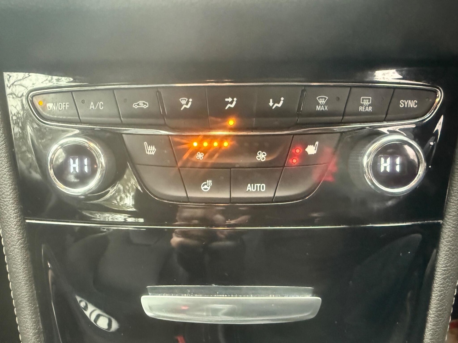 Used Vauxhall Astra 2017 for sale - 76584070: Photo 18