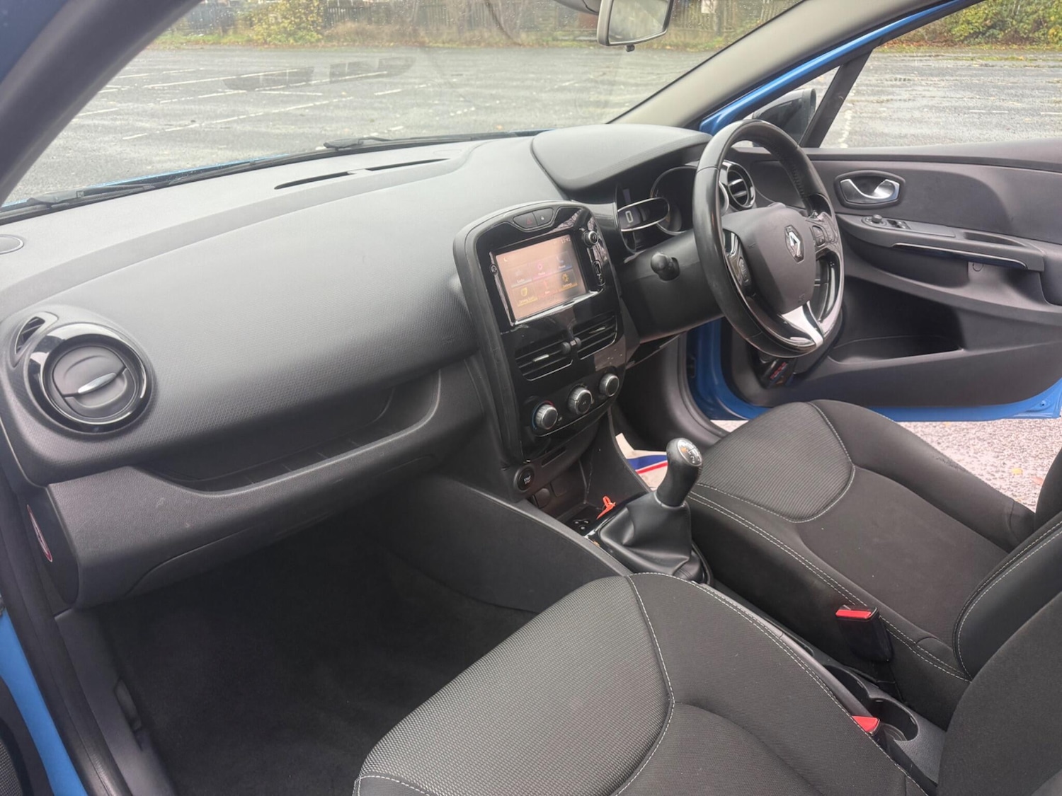 Used Renault Clio 2015 for sale - 76584963: Photo 10