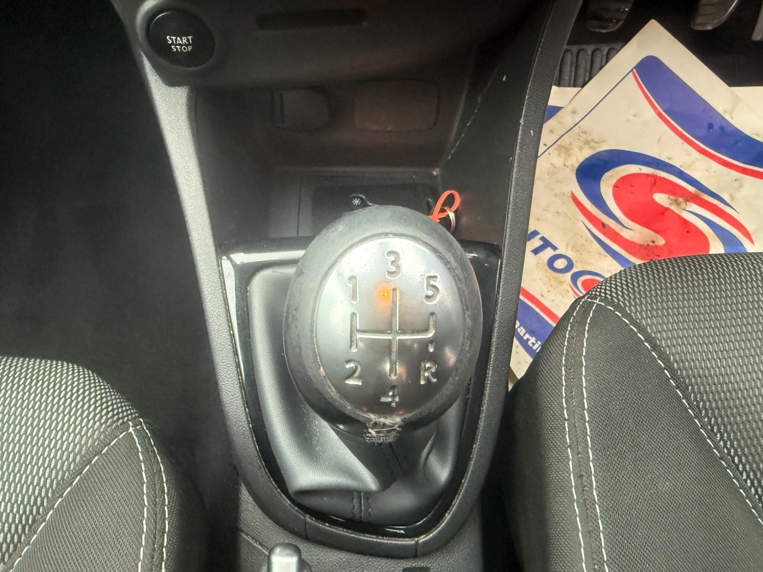 Used Renault Clio 2015 for sale - 76584963: Photo 17