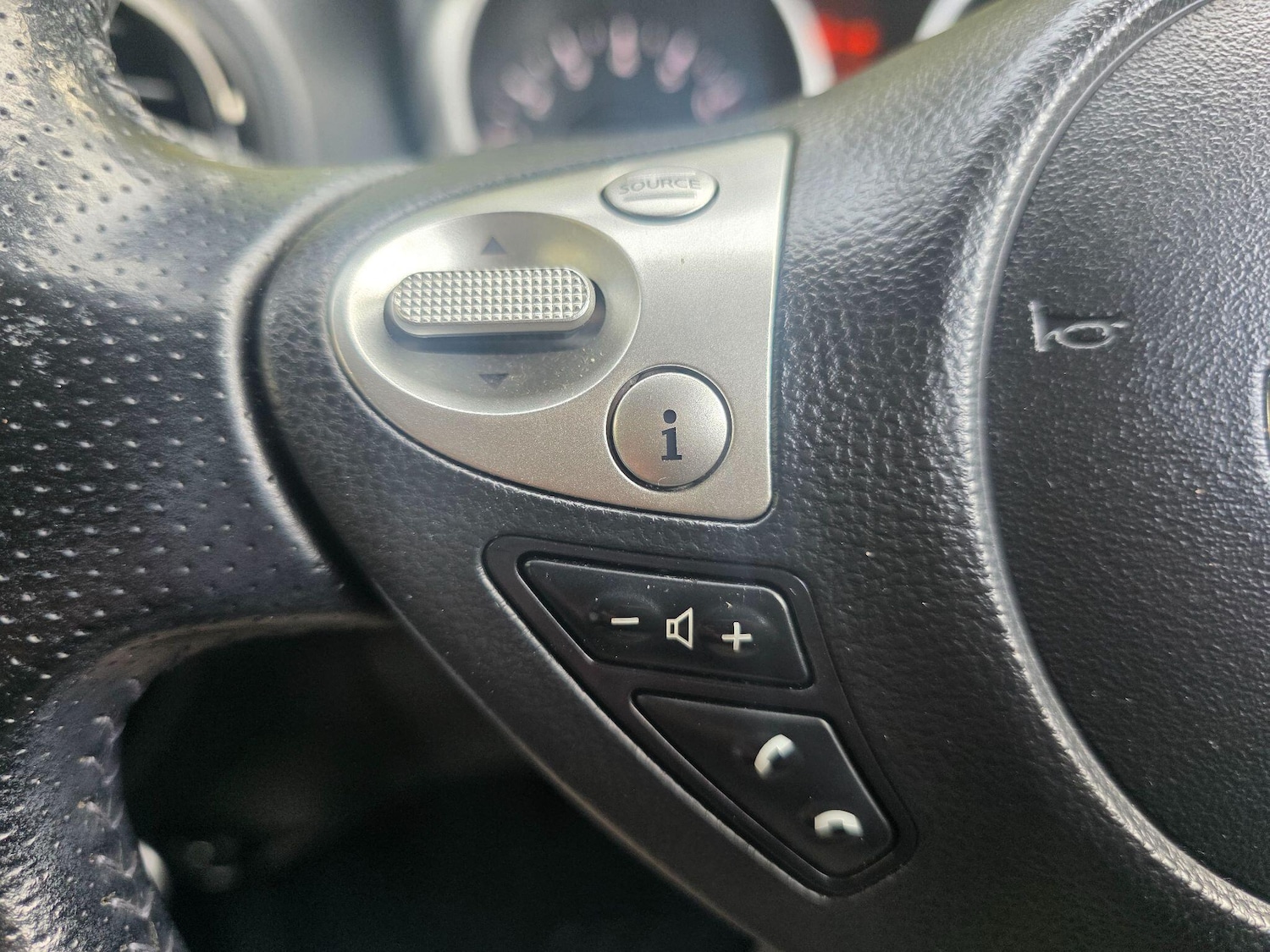 Used Nissan Juke 2017 for sale - 76360006: Photo 16