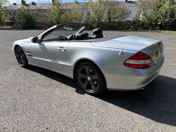 Used Mercedes-Benz SL 2009 for sale - 79846789: Photo