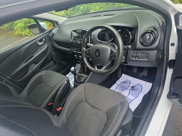 Used Renault Clio 2018 for sale - 76238549: Photo 10