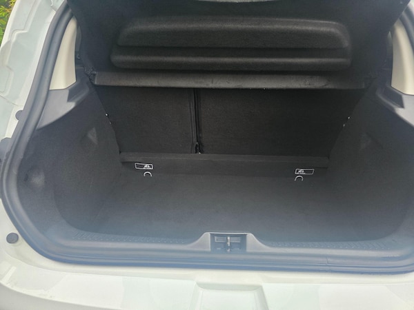Used Renault Clio 2018 for sale - 76238549: Photo 11
