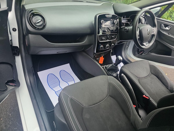 Used Renault Clio 2018 for sale - 76238549: Photo 12