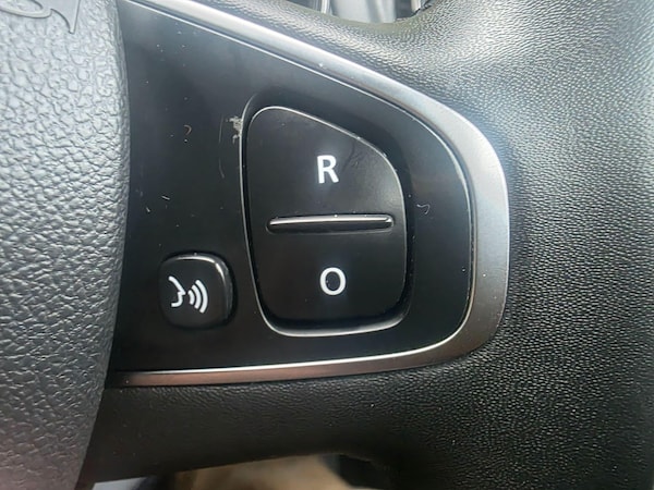 Used Renault Clio 2018 for sale - 76238549: Photo 17