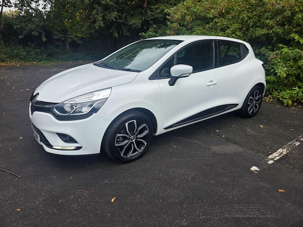 Used Renault Clio 2018 for sale - 76238549: Photo 4