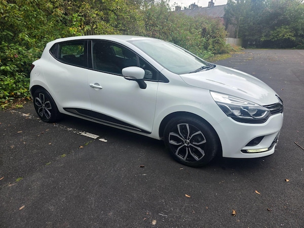 Used Renault Clio 2018 for sale - 76238549: Photo 8