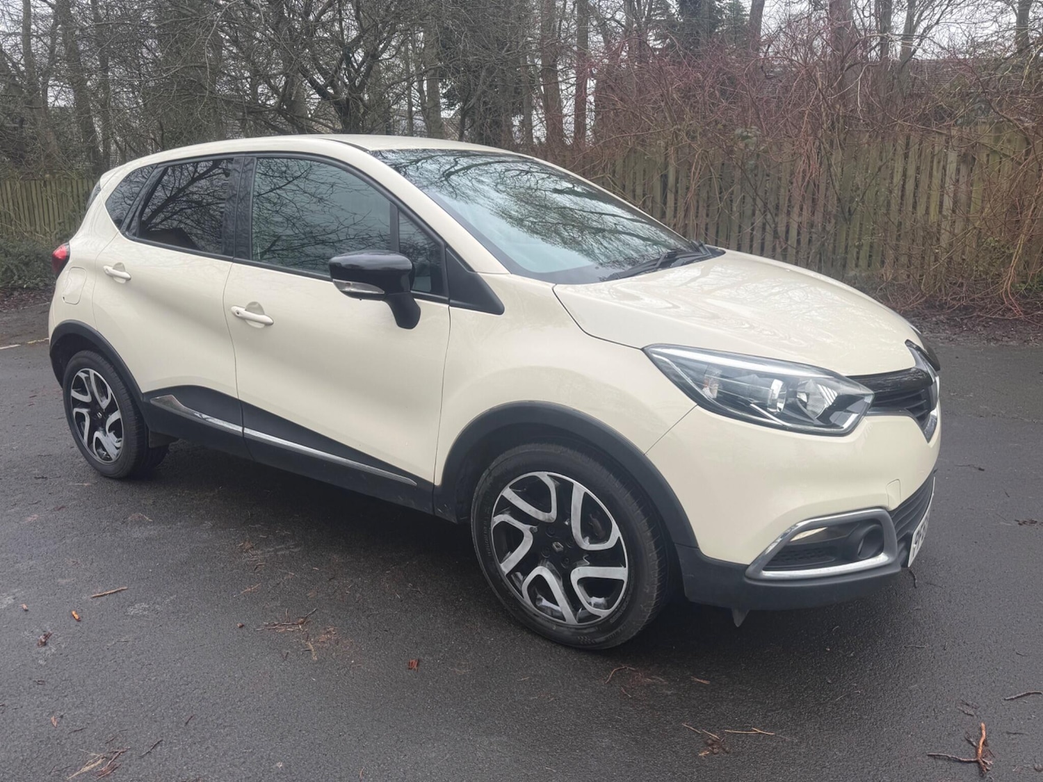 Used Renault Captur 2016 for sale - 77705167: Photo 1