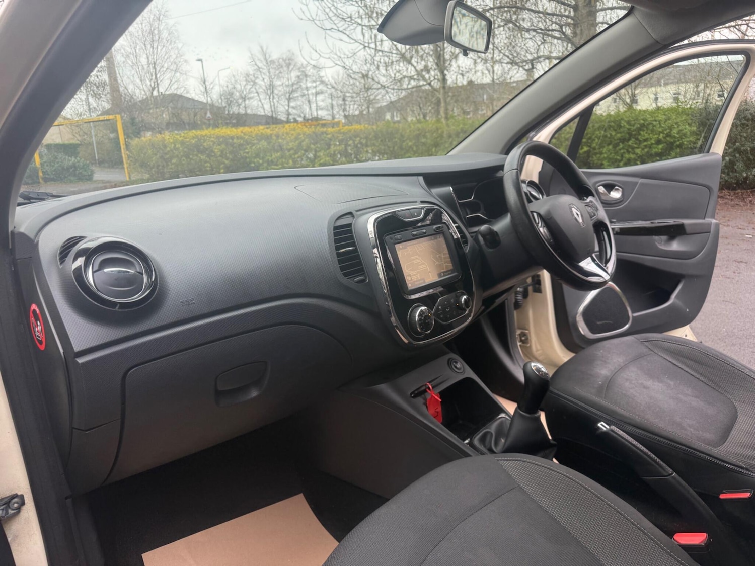 Used Renault Captur 2016 for sale - 77705167: Photo 12