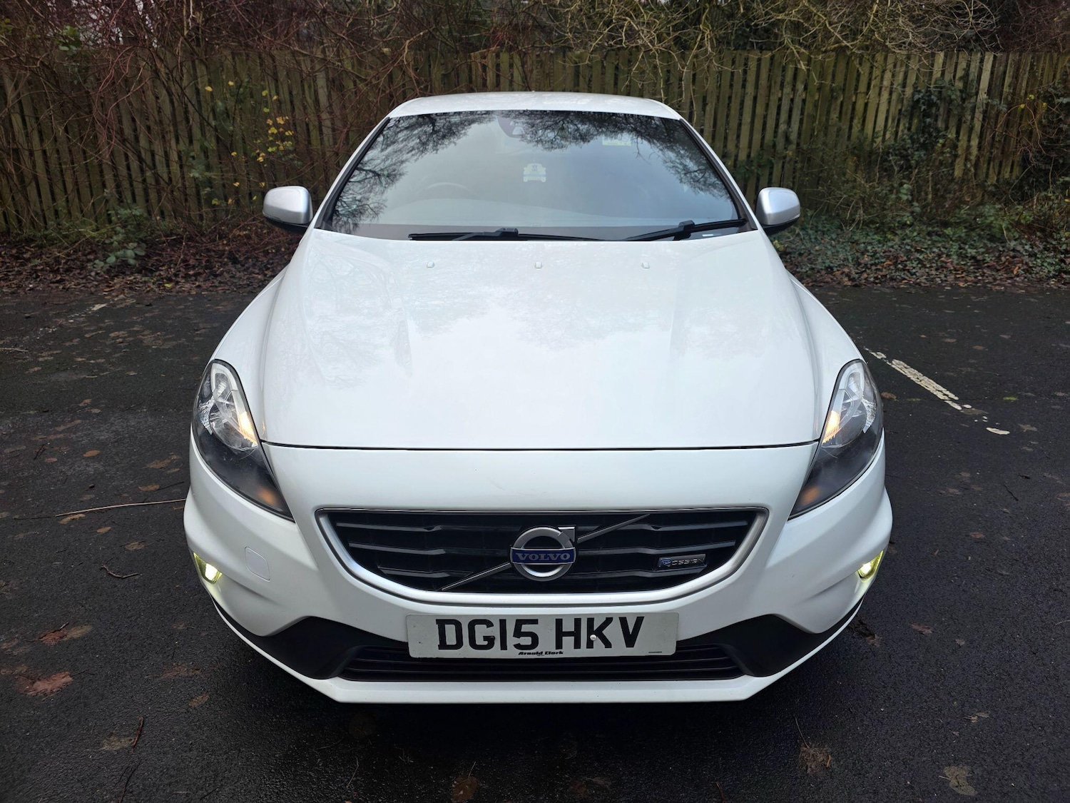 Used Volvo V40 2015 for sale - 77040648: Photo 2