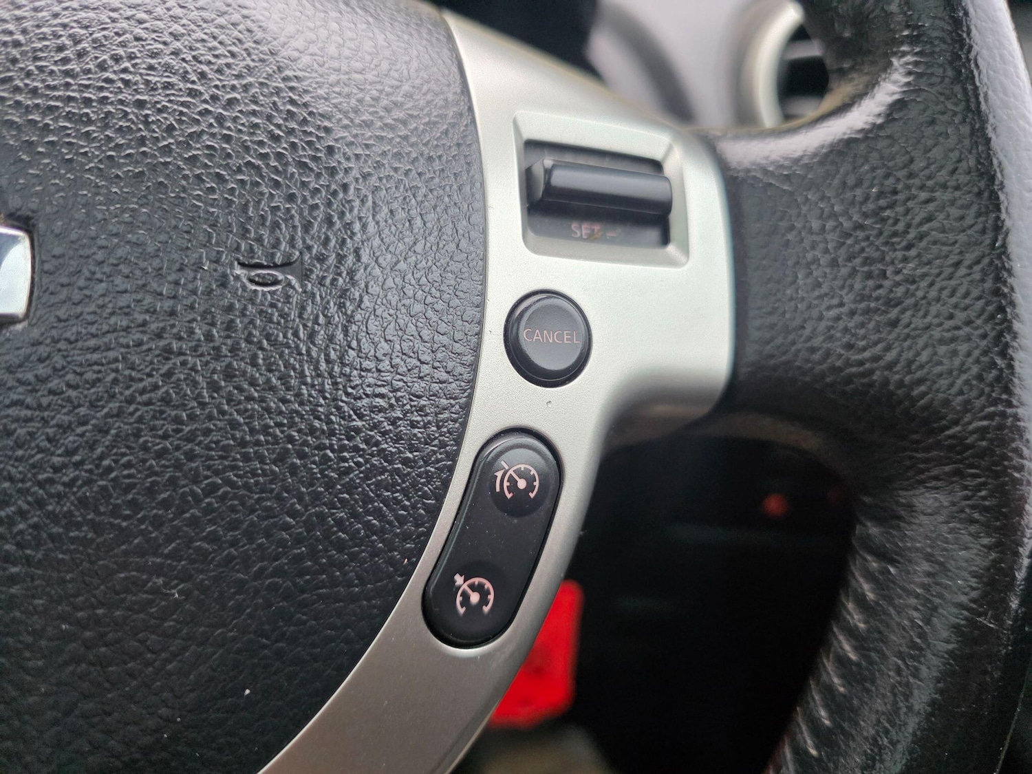 Used Nissan Qashqai 2012 for sale - 76550307: Photo 16