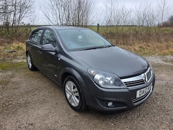 Used Vauxhall Astra 2010 for sale - 77511225: Photo