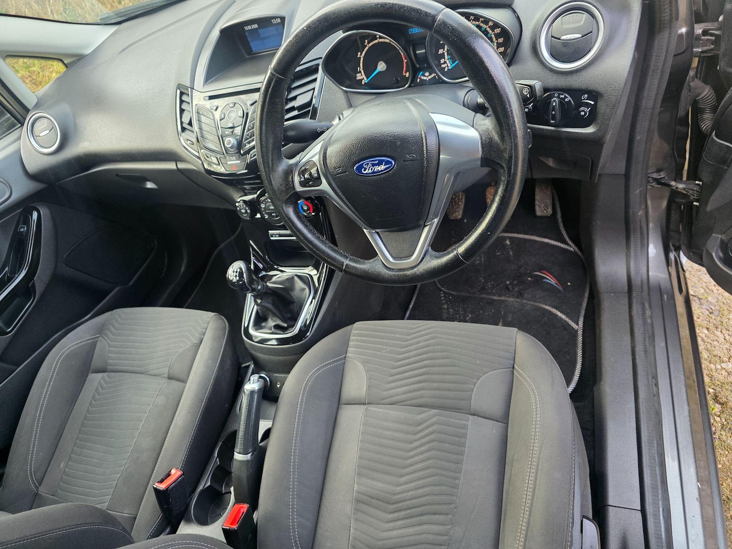 Used Ford Fiesta 2016 for sale - 77550215: Photo 9