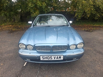 Used Jaguar XJ 2005 for sale - 76239082: Photo 2