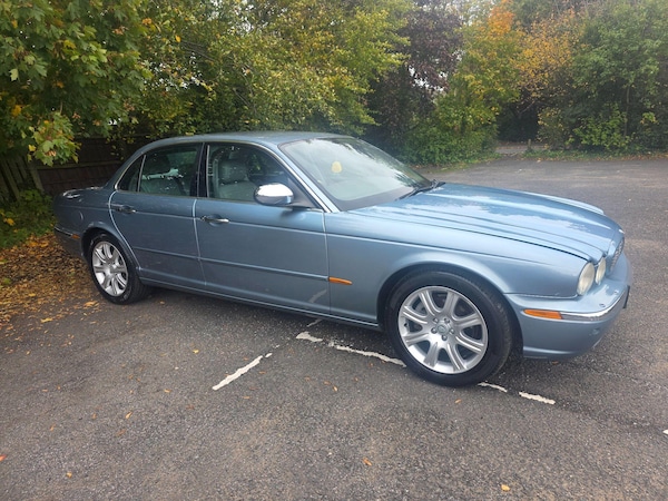 Used Jaguar XJ 2005 for sale - 76239082: Photo 8
