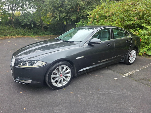 Used Jaguar XF 2014 for sale - 76226785: Photo 4