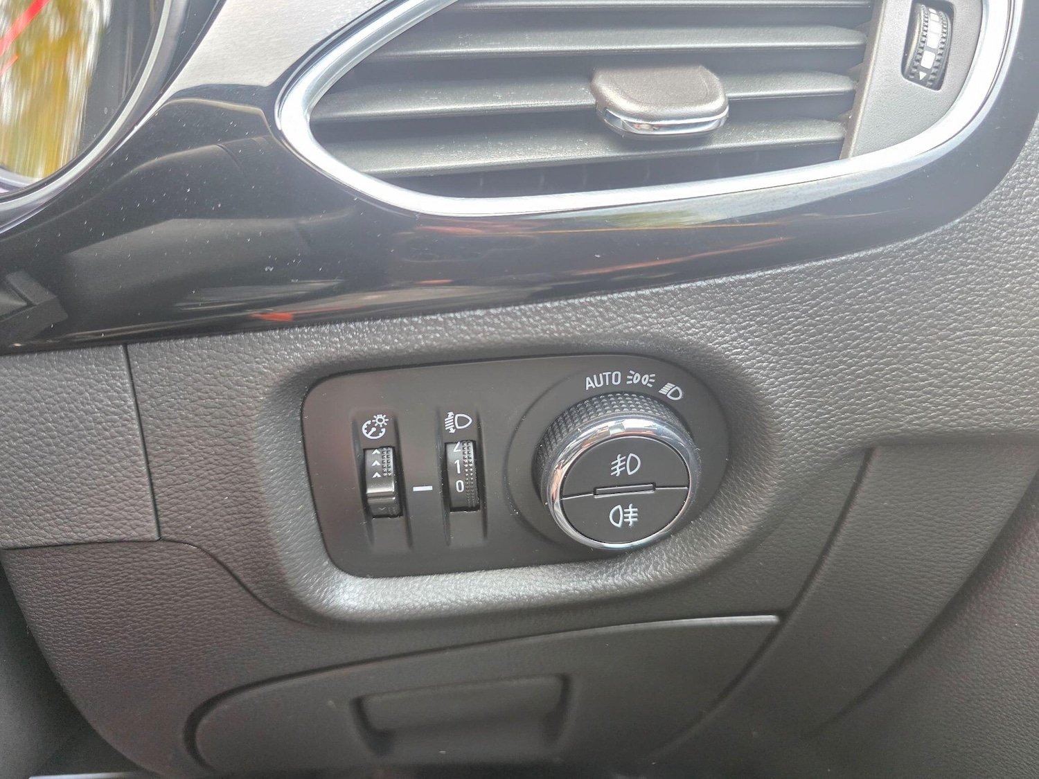 Used Vauxhall Astra 2017 for sale - 76337851: Photo 19
