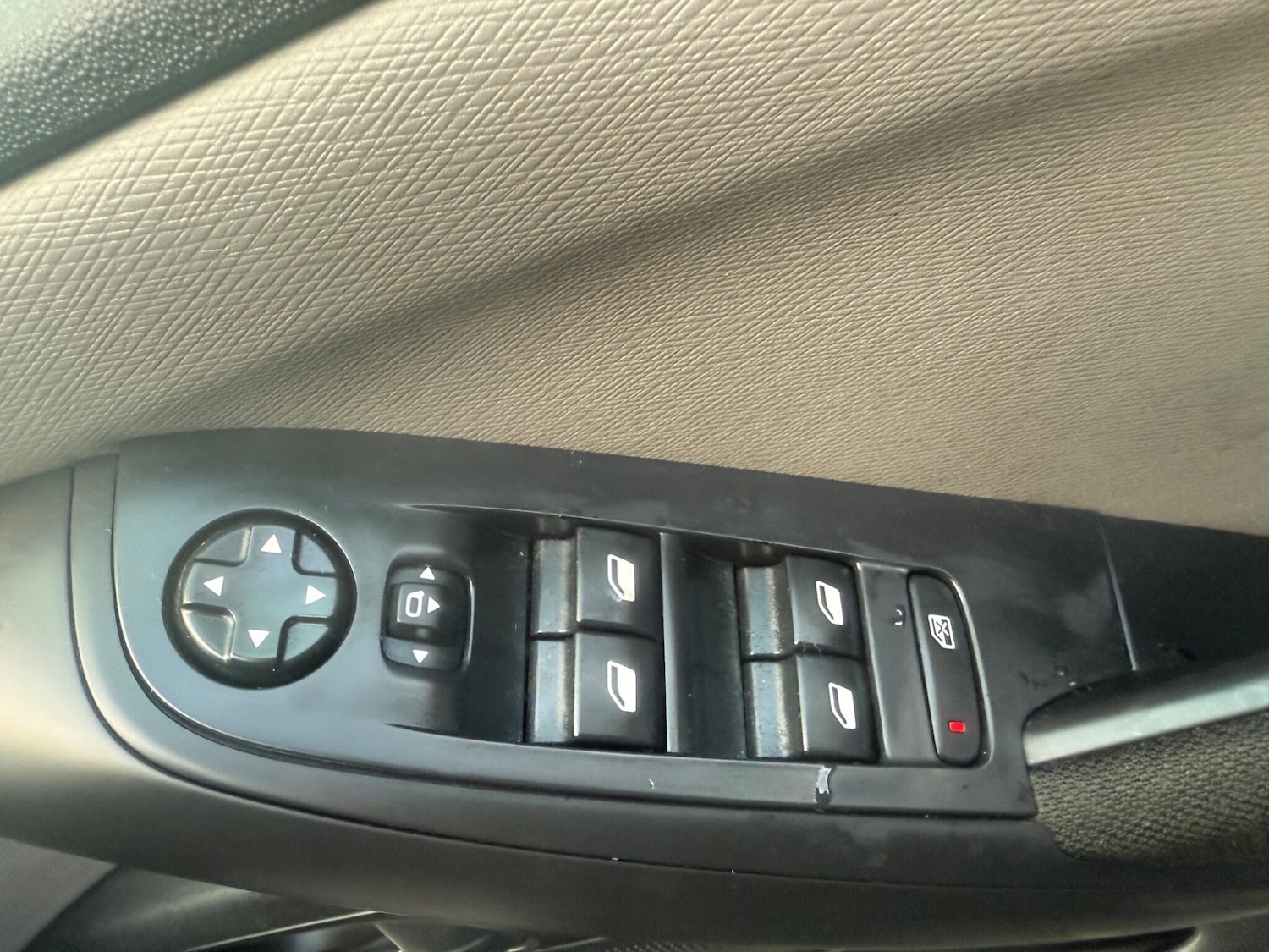 Used Citroen C4 Picasso 2015 for sale - 76849665: Photo 14