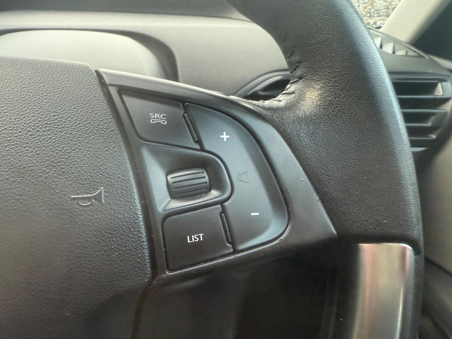 Used Citroen C4 Picasso 2015 for sale - 76849665: Photo 19