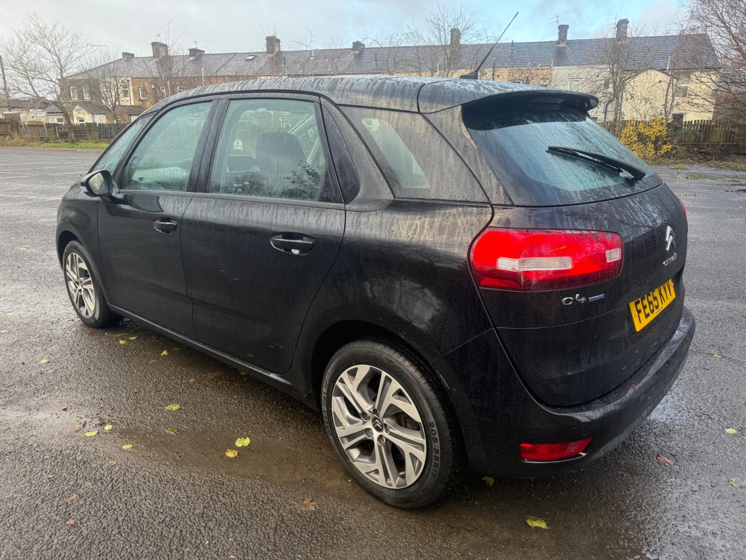 Used Citroen C4 Picasso 2015 for sale - 76849665: Photo 4