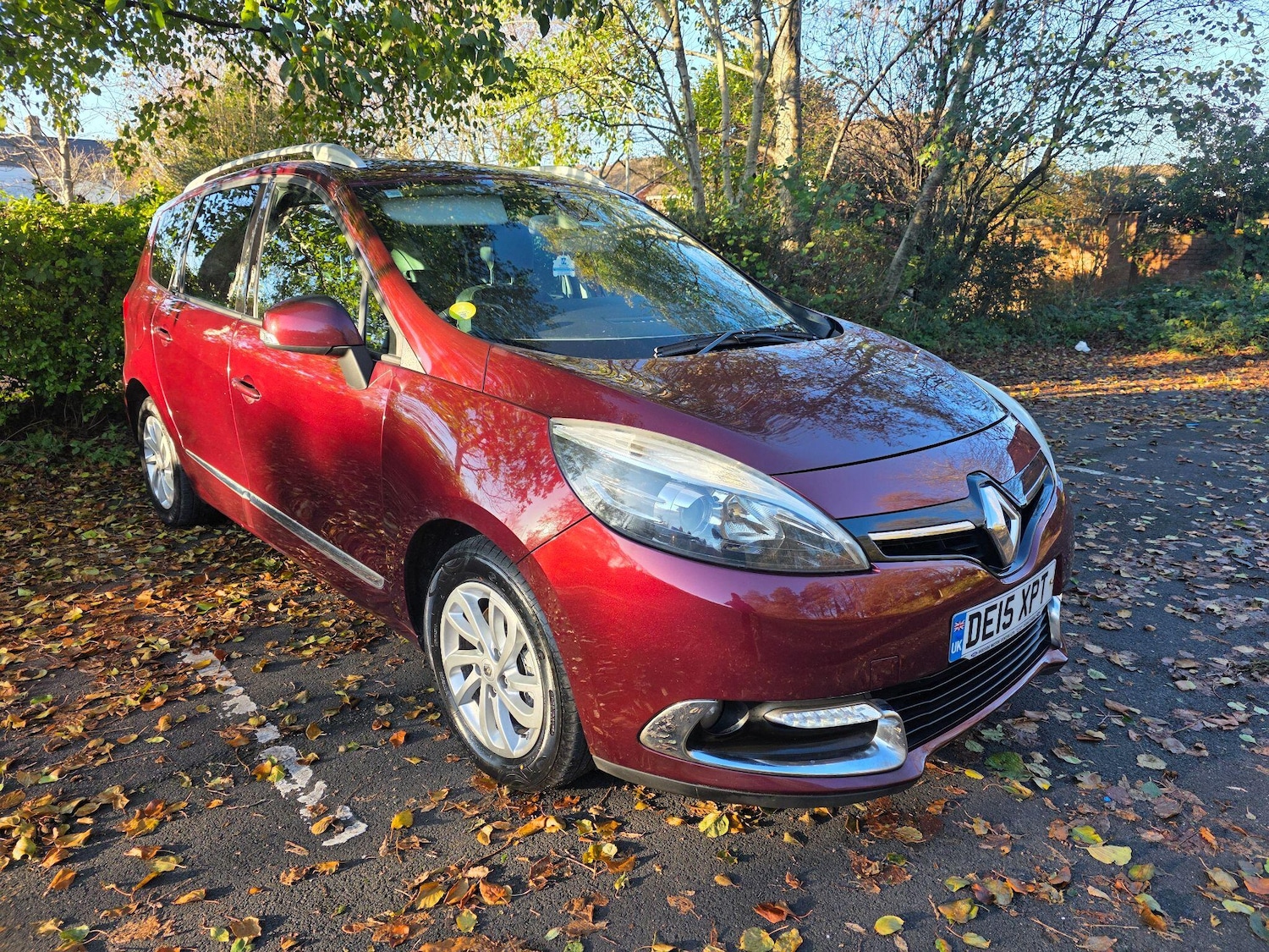 Used Renault Grand Scenic 2015 for sale - 76645392: Photo 1