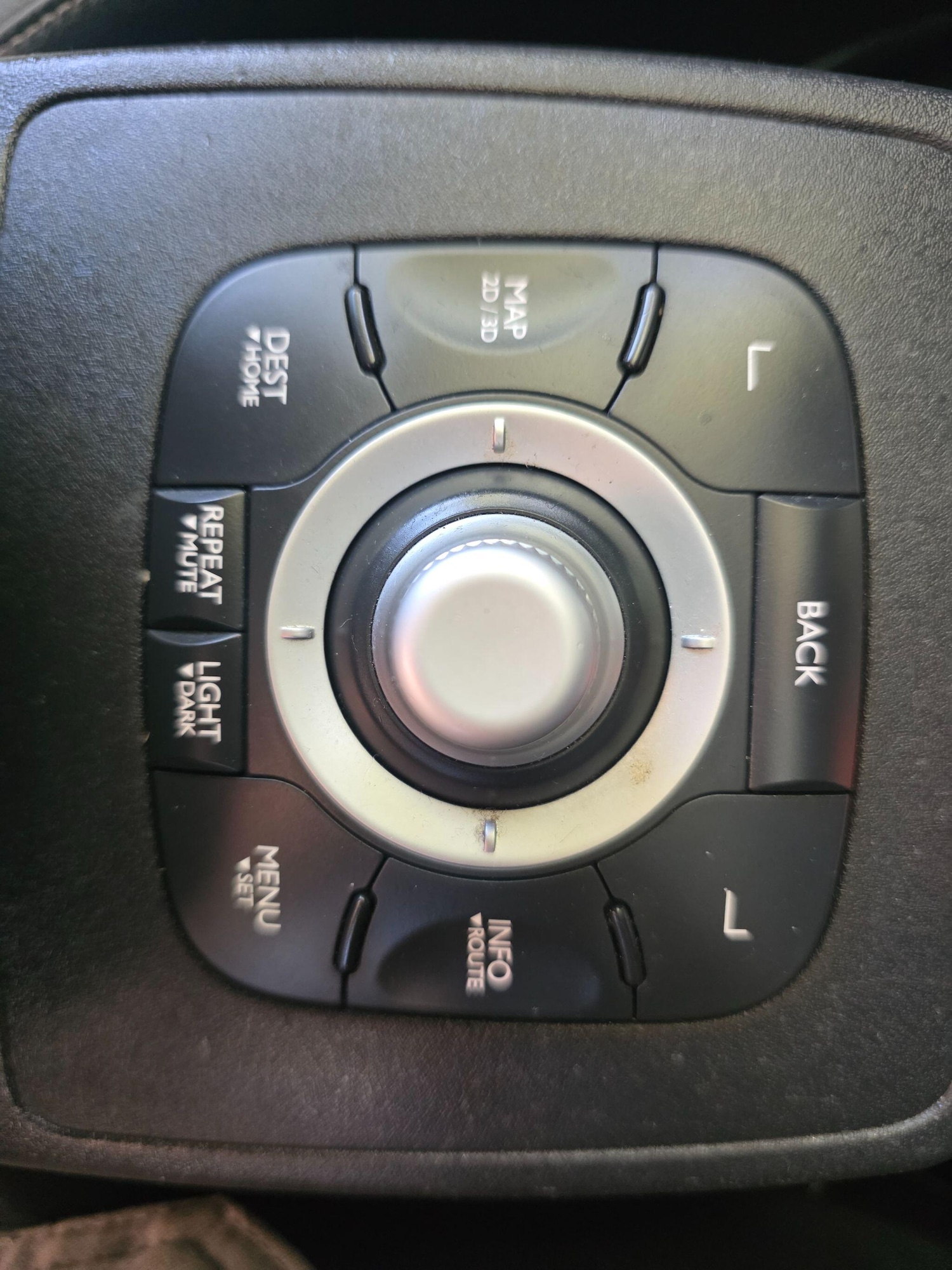 Used Renault Grand Scenic 2015 for sale - 76645392: Photo 13