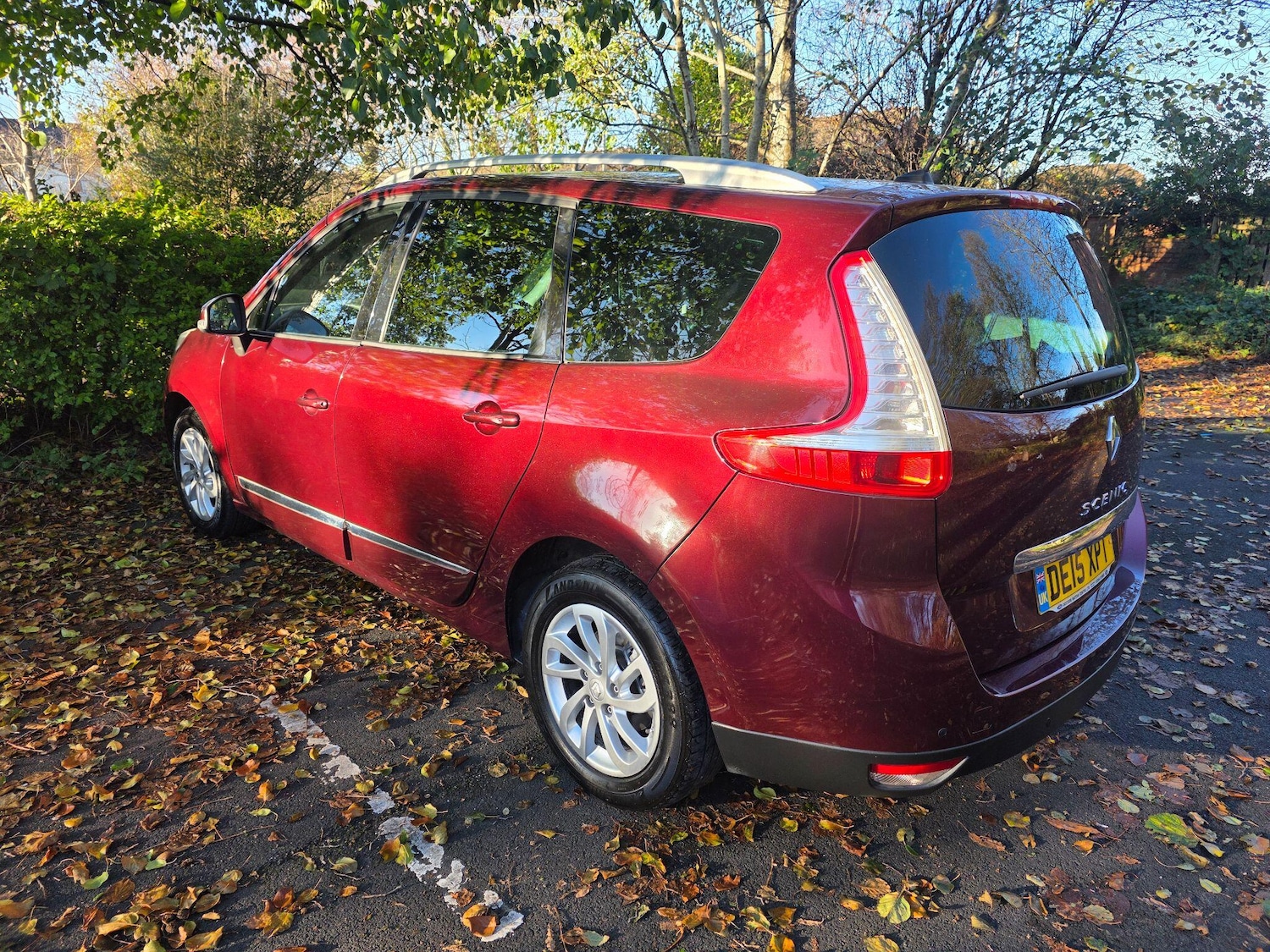 Used Renault Grand Scenic 2015 for sale - 76645392: Photo 5