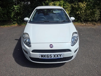 Used Fiat Punto 2015 for sale - 79590537: Photo