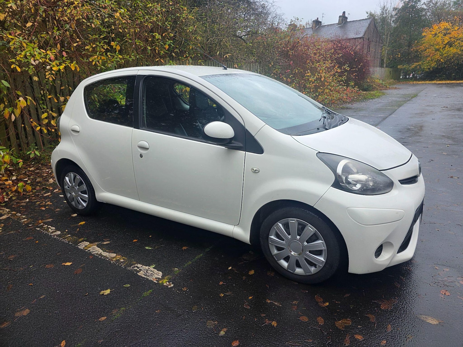 Used Toyota AYGO 2012 for sale - 76512271: Photo 8