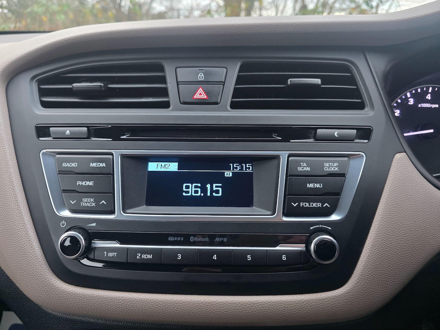 Used Hyundai i20 2015 for sale - 77074681: Photo 15