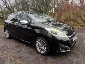 Used Peugeot 208 2017 for sale - 76728564: Photo