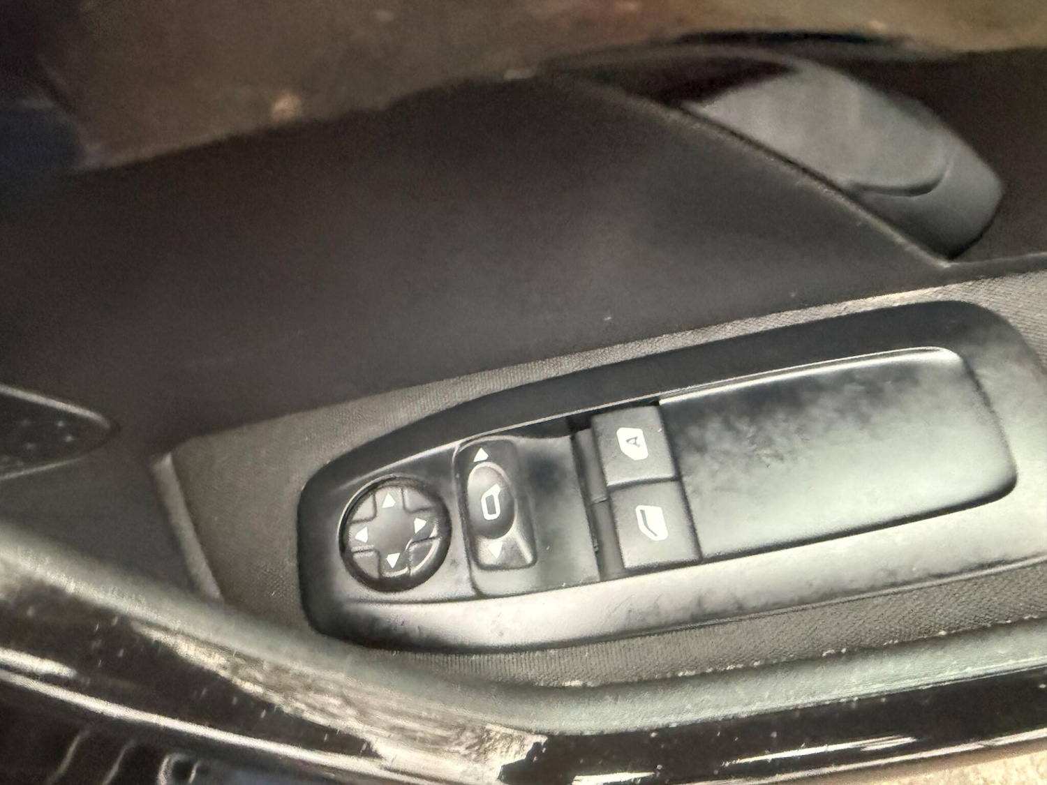 Used Peugeot 208 2017 for sale - 76728564: Photo 20