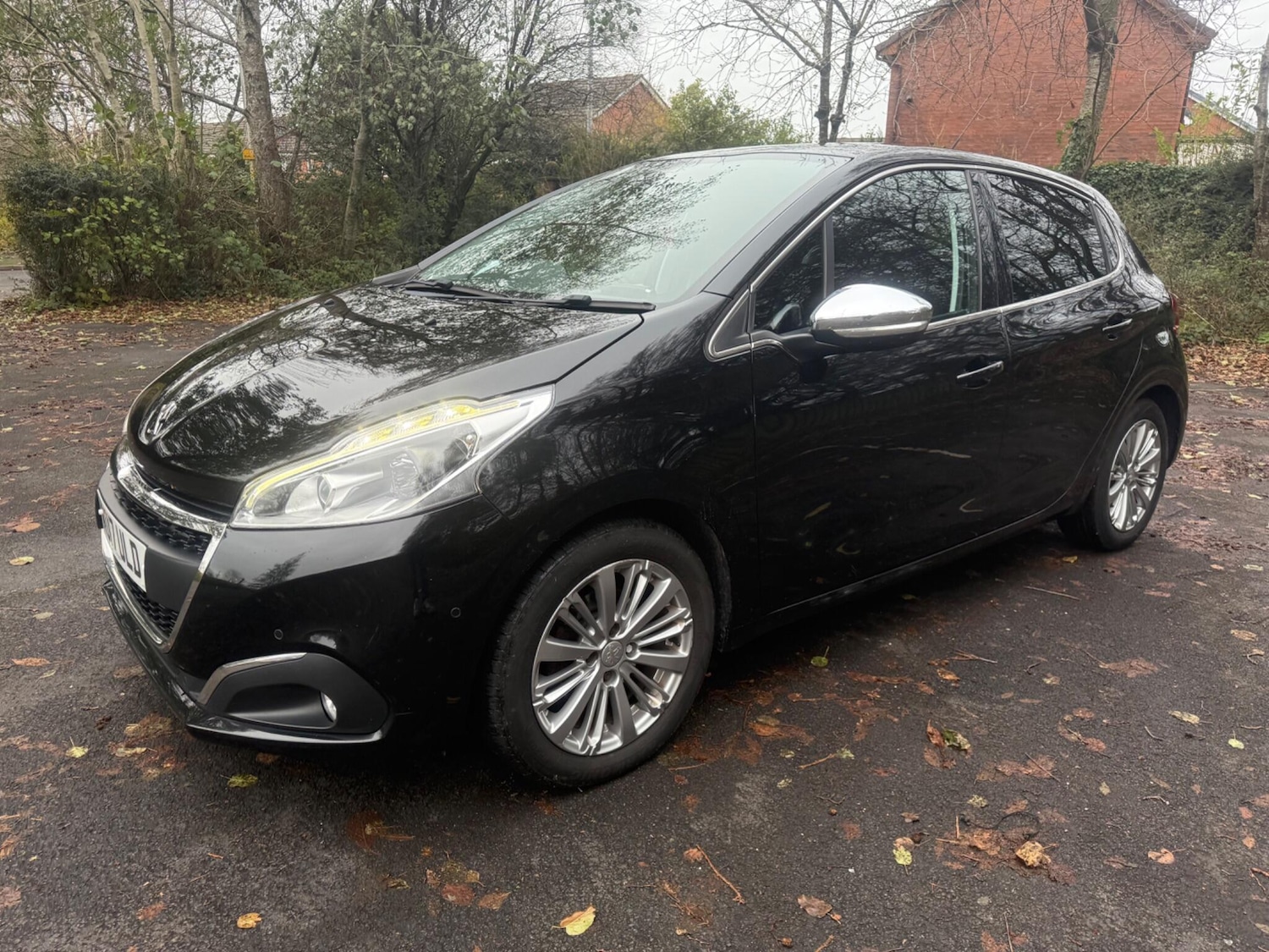 Used Peugeot 208 2017 for sale - 76728564: Photo 3