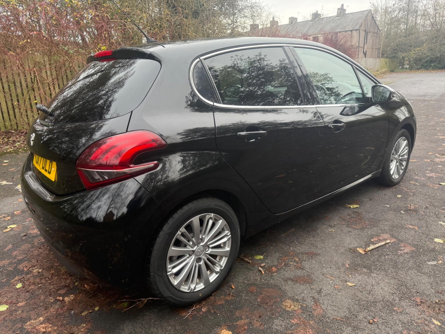 Used Peugeot 208 2017 for sale - 76728564: Photo 5