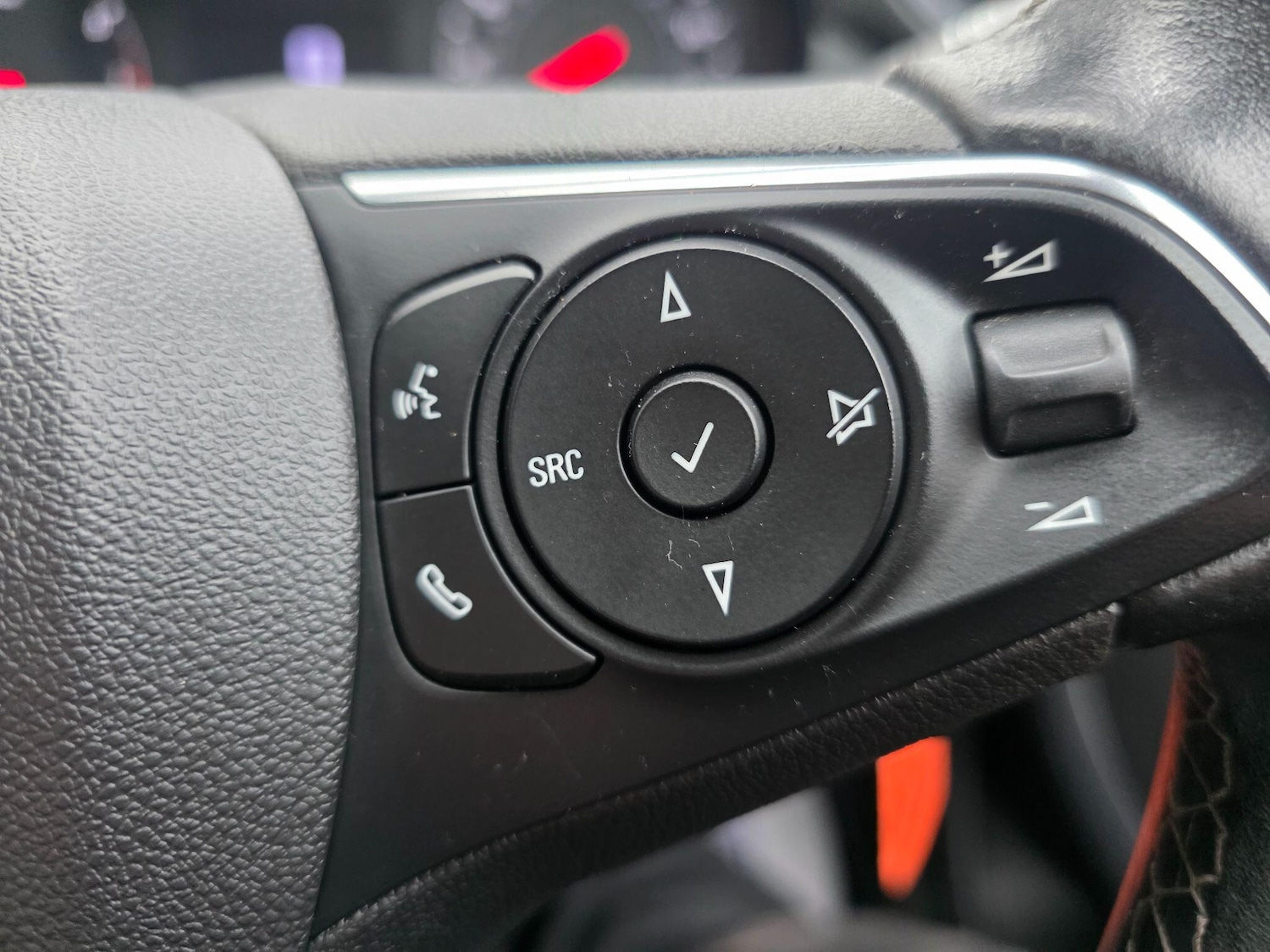 Used Vauxhall Crossland X 2018 for sale - 77883388: Photo 16